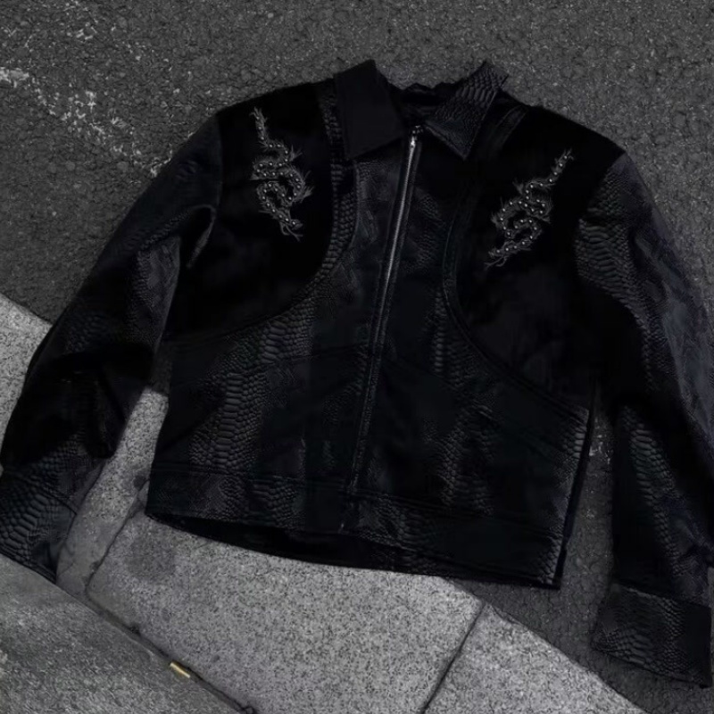 남성용 블랙 스네이크 엠보싱 자켓, 등 부분 자수 리벳 - Embroidery Gothic 리뷰 및 가격