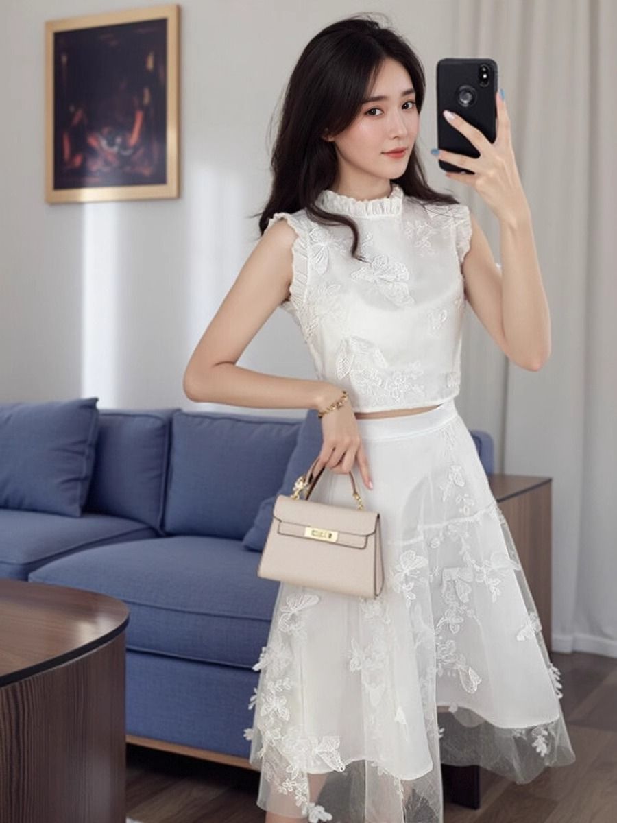 새로운 여름 고급 화이트 투피스 세트 여성 패션 민소매 - Embroidery Blouse 리뷰 및 가격