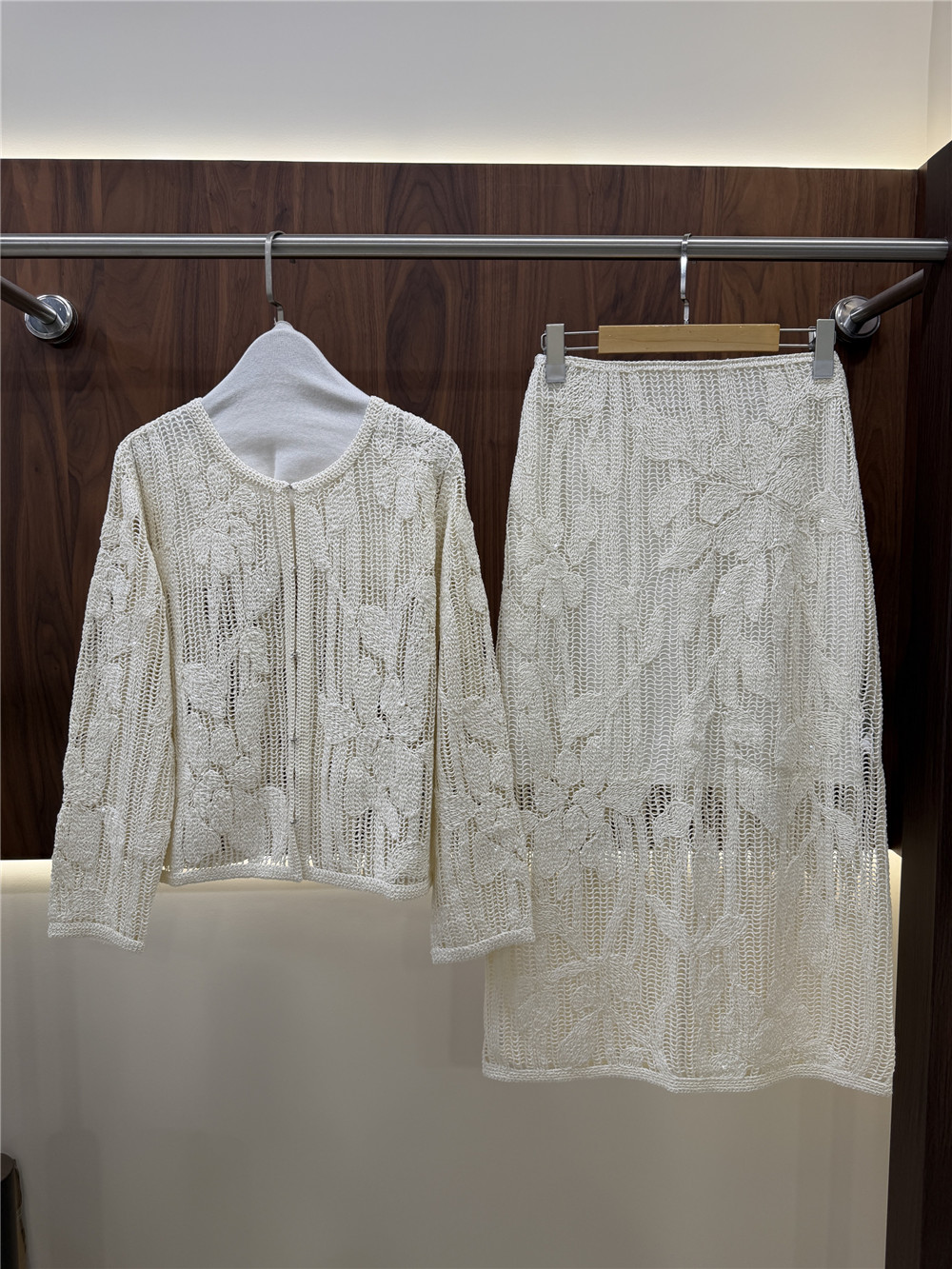 여성용 오픈워크 자수 니트 세트: 크루넥 긴팔 가디건과 - Embroidery Cardigan 리뷰 및 가격